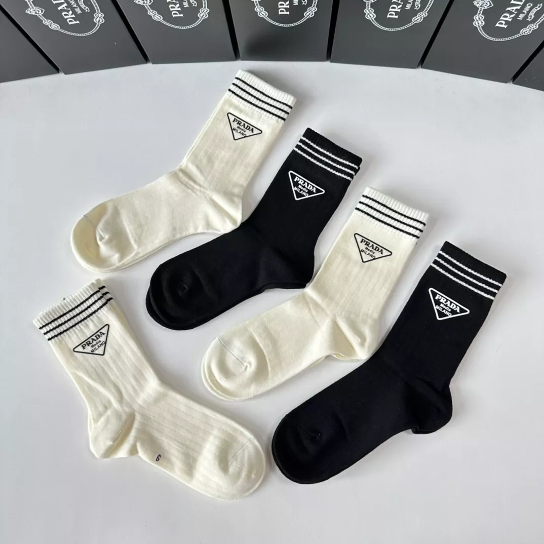 prada chaussettes s_127ba764